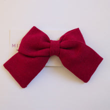 Carregar imagem no visualizador da galeria, Laço Carinho Linho