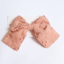 Carregar imagem no visualizador da galeria, Laço Carinho Laise Rose
