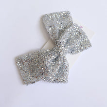 Carregar imagem no visualizador da galeria, Laço Glow Prata
