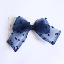 Carregar imagem no visualizador da galeria, Laço Organza Marinho
