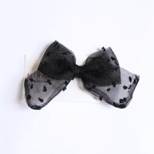 Carregar imagem no visualizador da galeria, Laço Organza Preto
