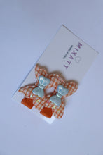 Carregar imagem no visualizador da galeria, Hair Clip Borboleta Lacinho
