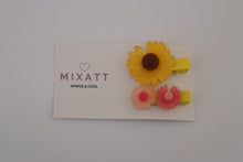 Carregar imagem no visualizador da galeria, Hair Clip Mini Margaridas
