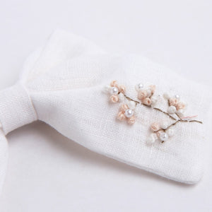 Laço Blossom Branco Bordado